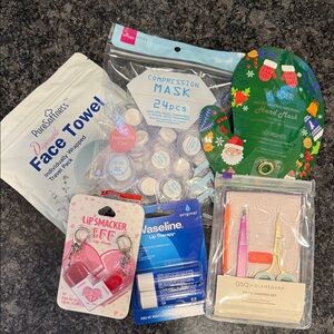 6 piece Skincare hands lips and face self care beauty bundle brand new